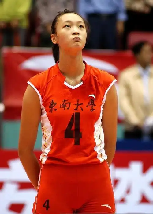 中国女排最优秀的二传手姚笛因一件事被感动中国颁奖