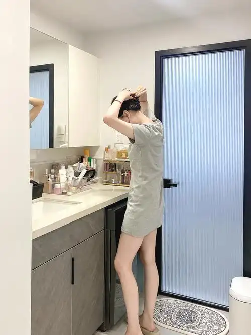 干湿分离卫生间高个子做90cm高台面真香