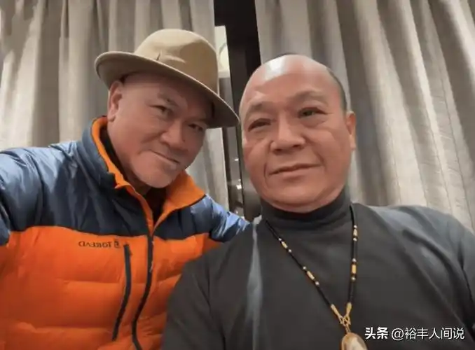 62岁林国斌老态尽显,70岁生番哥留鸡冠头_手机搜狐网