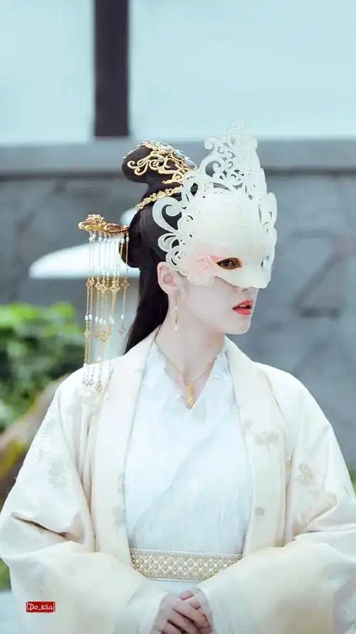 白发 张雪迎/容乐 漫夭