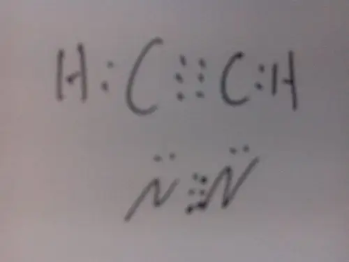 氮气和乙炔电子式的中间6个点的位置是不是不一样啊