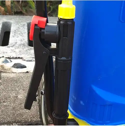 手动喷雾器家用手压背负式喷雾器压力浇花喷壶园艺果树手动老式打药机