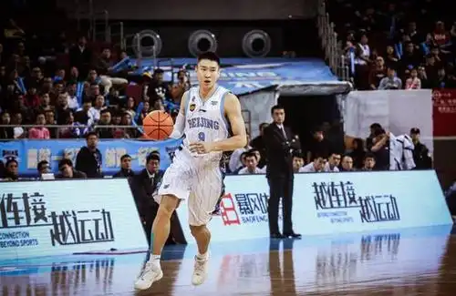 大圣归来!3战轰49 27 19 翟晓川蜕变快攻王