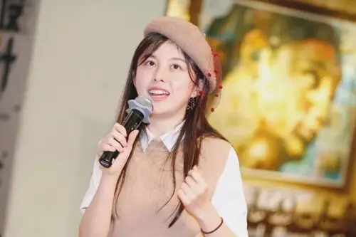 新人科幻作者王诺诺有人说冷湖很像火星,其实冷湖在