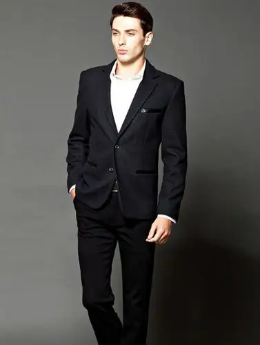 服装百科男士正装穿着中的禁忌