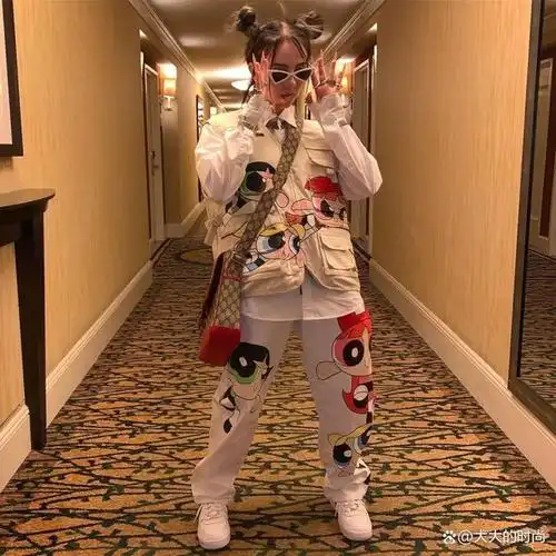 为芭比写歌她也曾成为芭比