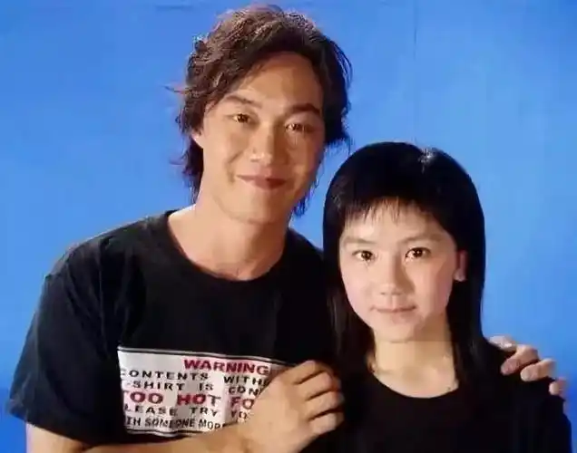 年侧面酷像陈坤年轻时教书的何炅当时和乖巧的杨幂张国荣整整比黄磊大