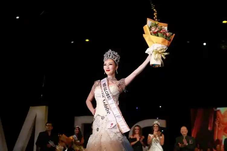 过眼云烟的相册-环球夫人大赛