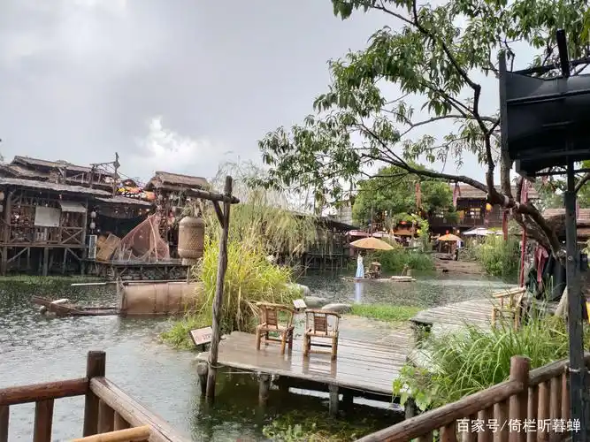 湘江里老渔村——位于长沙市天心区湘江南路128号,有集市,有餐馆