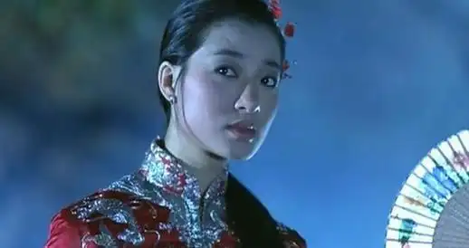 大家的脑海中一定会想起《鬼新娘》的旋律,在《僵尸先生》这部剧中