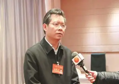 省人大代表,泸县县委书记郭庆