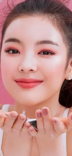 粉妆可爱的亚洲女生