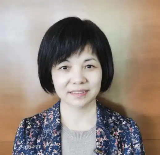 专业人士评测长沙宝能公馆医药卫生界代表陈琳建议统一社区防疫人员