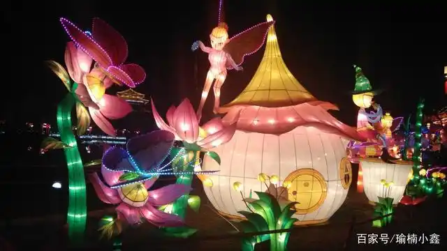 绚丽多姿的花灯展,每年仅一次,值得欣赏