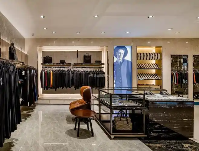 济南男装专卖店面装修效果图欣赏