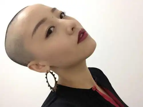 女生光头是种什么体验?