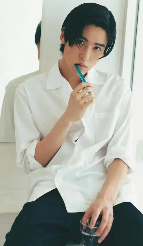 日本三大神颜美少年日本三大神颜