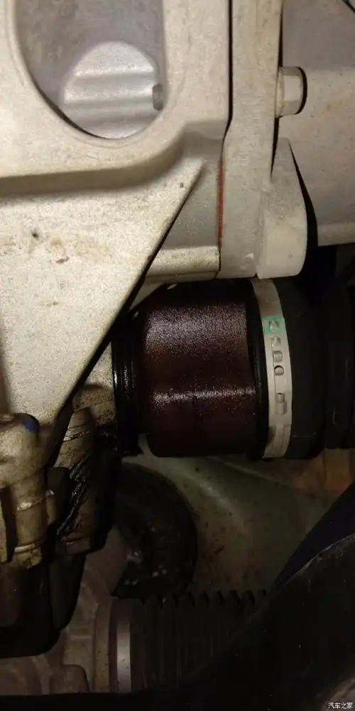 左边半轴油封漏油