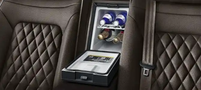 一般小轿车用多大的车载冰箱?