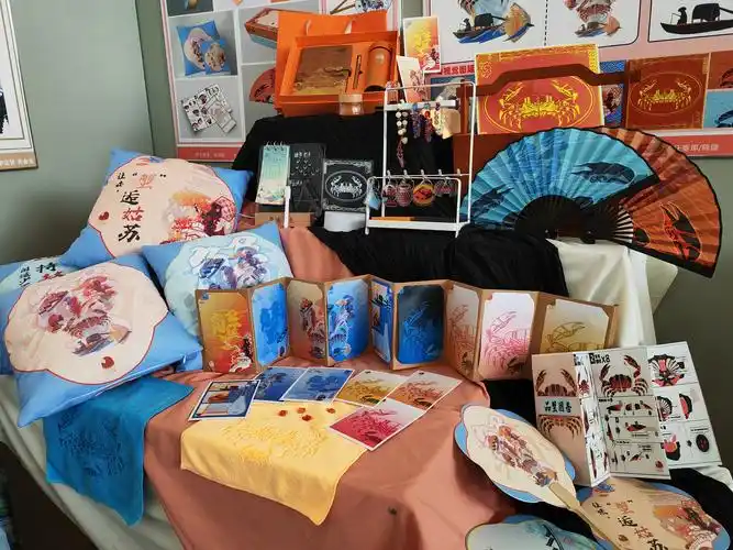 包括视觉传达设计专业,环境艺术设计专业的毕业生作品,内容涵盖室内