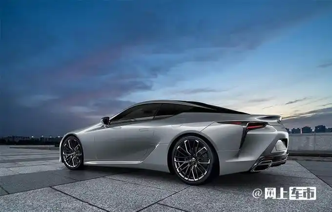 雷克萨斯双门跑车(雷克萨斯双门轿跑)_三叶汽车