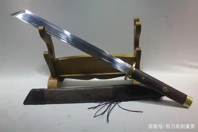 「鉴赏」锦衣卫花纹钢佩刀