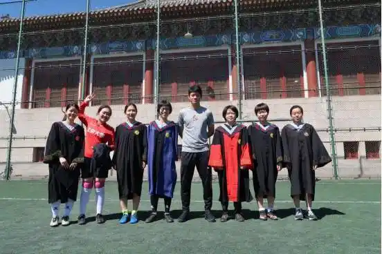 北京大学女子足球队,又酷又飒_腾讯网