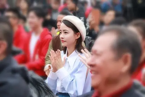 烈火战马热血开机余心恬演绎别样抗日战争剧