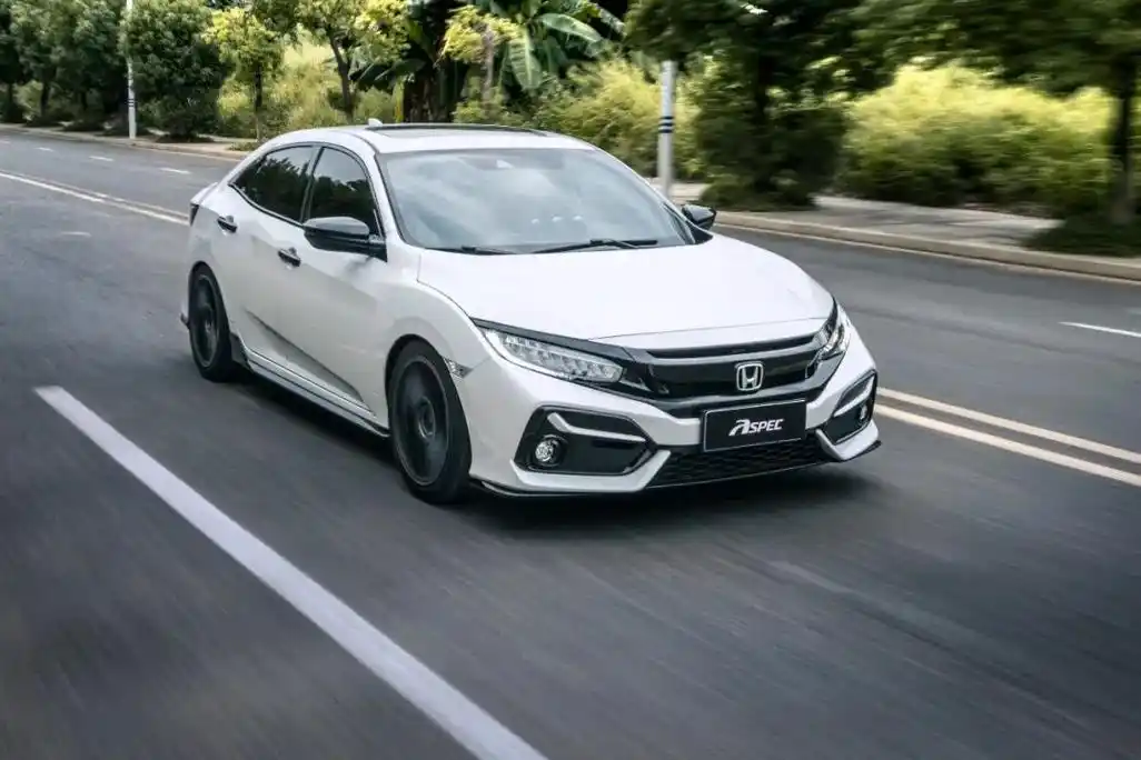 本田十代思域fk7fc1改装原厂引擎轻松达267匹404牛米变身钢炮