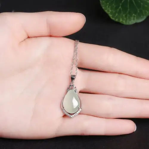 s925银镶冰糯水润翡翠水滴形吊坠(附证书)