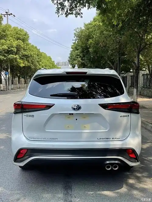 丰田皇冠陆放深度体验