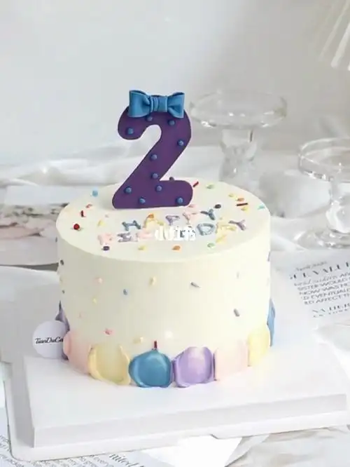 彩色女孩子2周岁生日蛋糕深圳女孩生日蛋糕