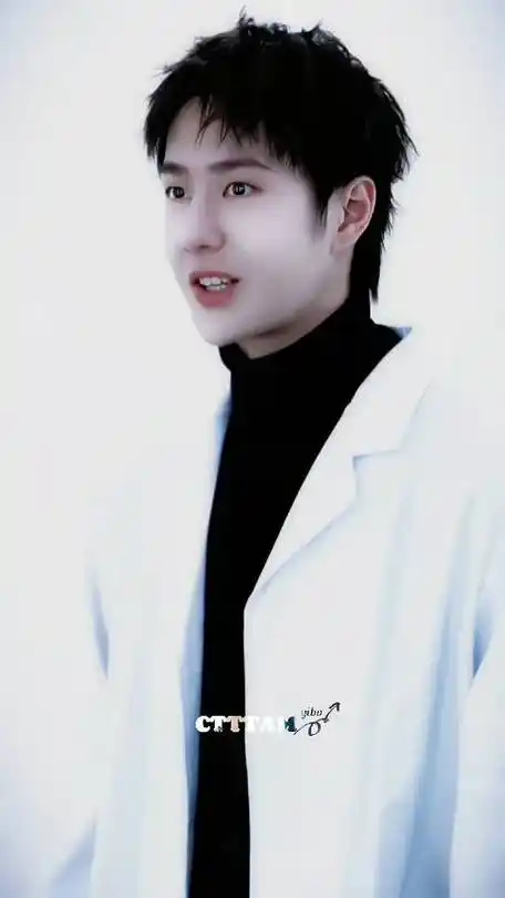 王一博蓝色高领毛衣##王一博居家男友风