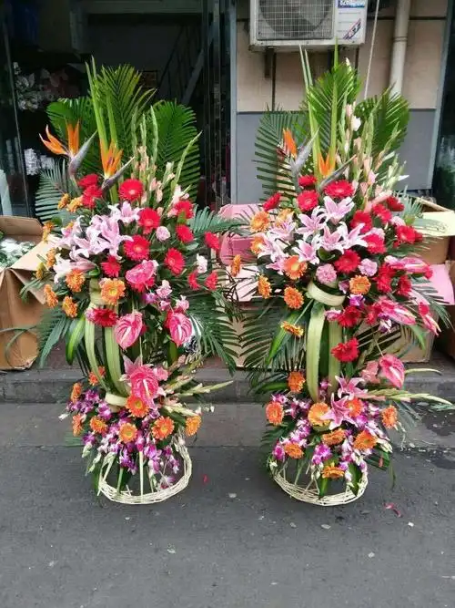 花企画の花花——旧款式开业花篮集锦