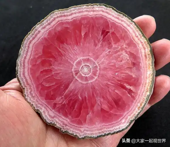 不但外观艳丽,而且价值不菲(世界上最美的十种石头) - 文玩汇 - 文玩