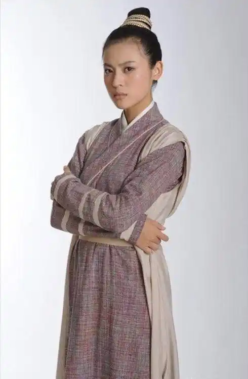 原创济南美女周放她是新还珠格格里的柳红嫁给爱情的样子真好看