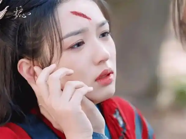 鞠婧祎#果然没有对比就没有伤害!一个女演员的哭戏,是很考验演技的.