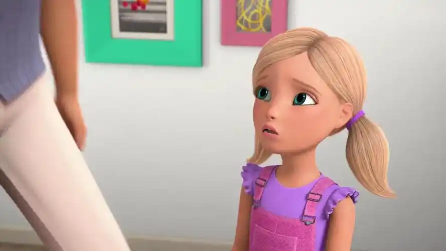 芭比梦幻屋冒险旅程:芭比带着妹妹们一起做家务