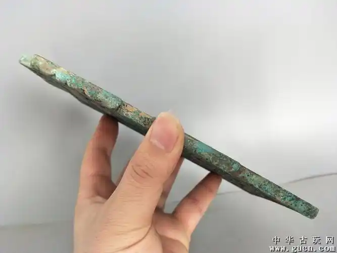 出土西夏文老青铜印版