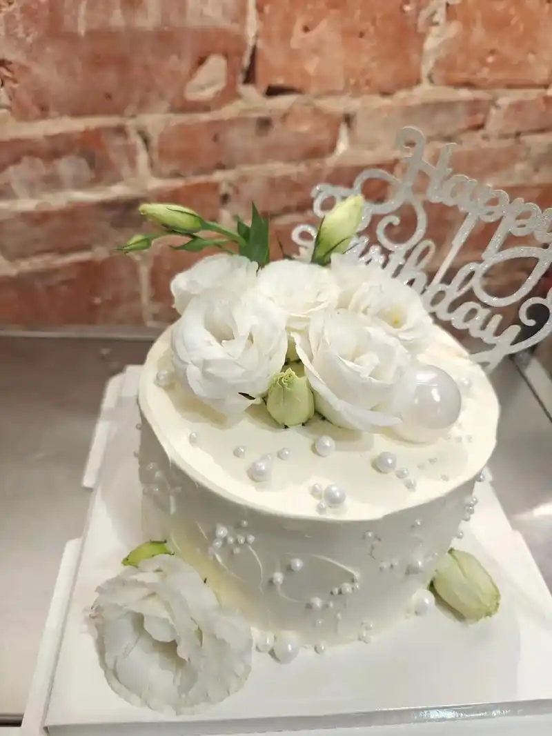 happybirthday #承蒙时光不弃 #鲜花蛋糕