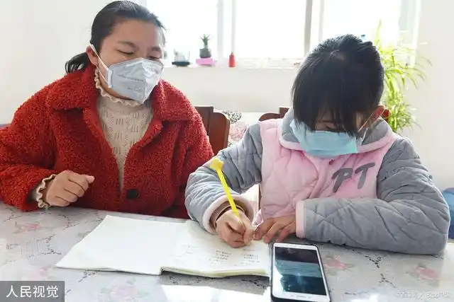 陪读妈妈真心伤不起,谁来关心这个特殊群体