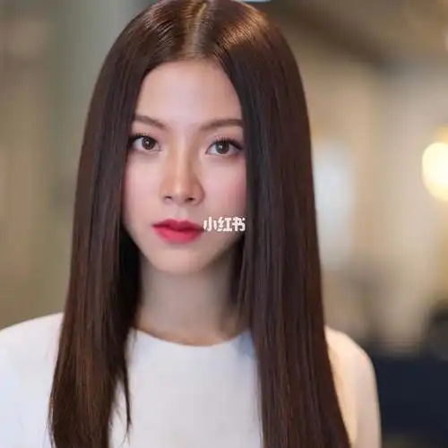 《吹落的树叶》女主小水 平采娜