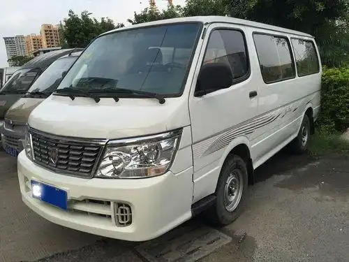 金杯海狮面包车2011坐最低的价格是718万的,各地的价格有所不同的.