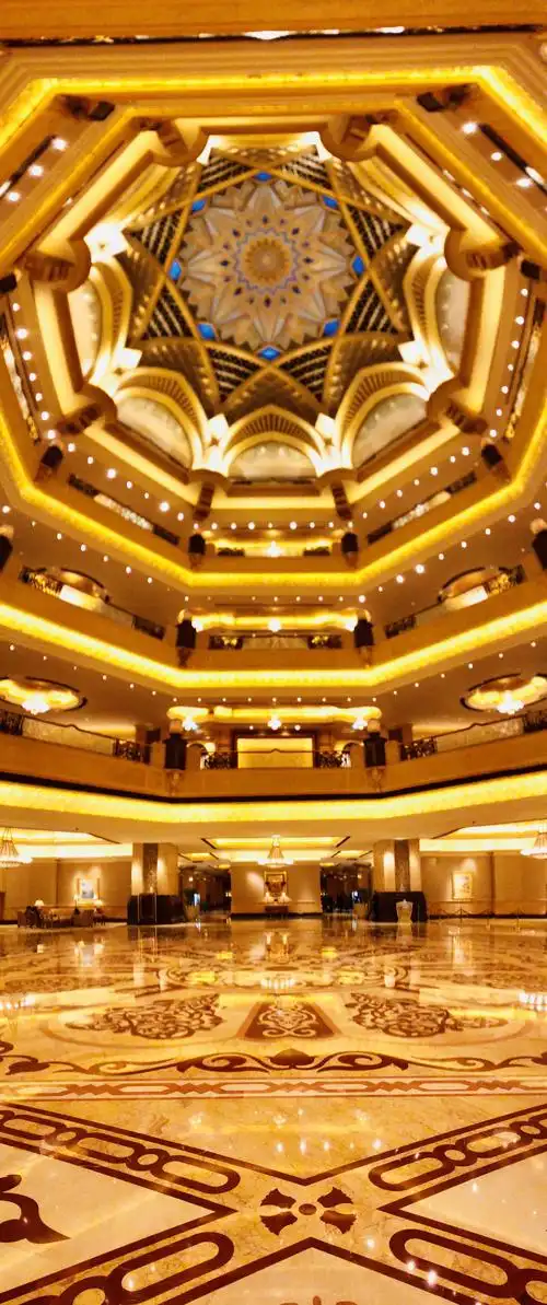 纸醉金迷的奢华八星级酒店