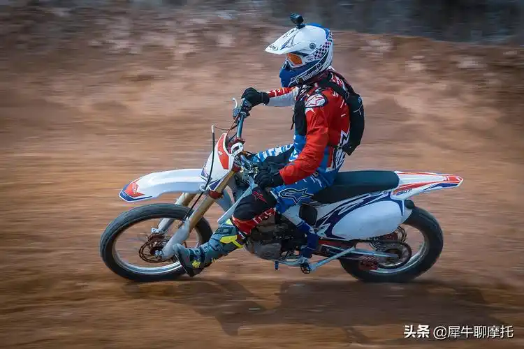 北海风冷250越野摩托车(你永远不知道玩越野摩托车的乐趣)
