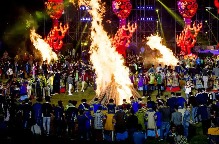 凉山彝族火把节往年活动现场.图源凉山政务