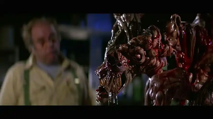 怪形-突变第三型:这科幻编的 这片子拍的 不服还真不行