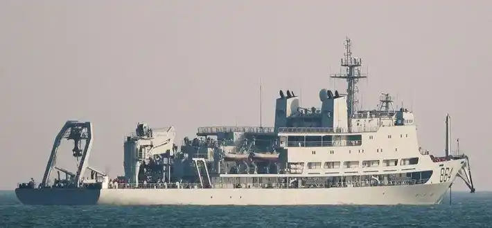 926型潜艇支援舰"海洋山"号