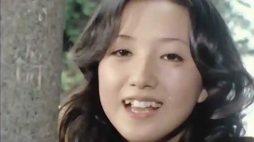 奥特曼女神混剪:雷欧中的女主山口百子宛如天仙下凡,太美了!