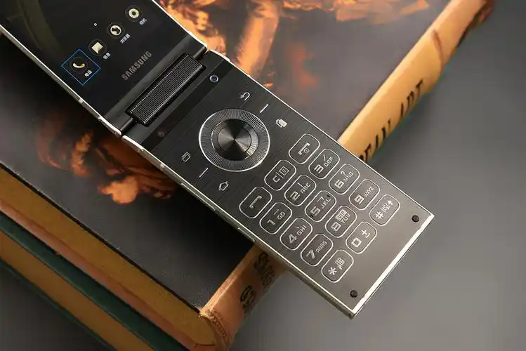 国产组装三星w2020翻盖智能商务手机8gb128g三星全面屏1600万像素